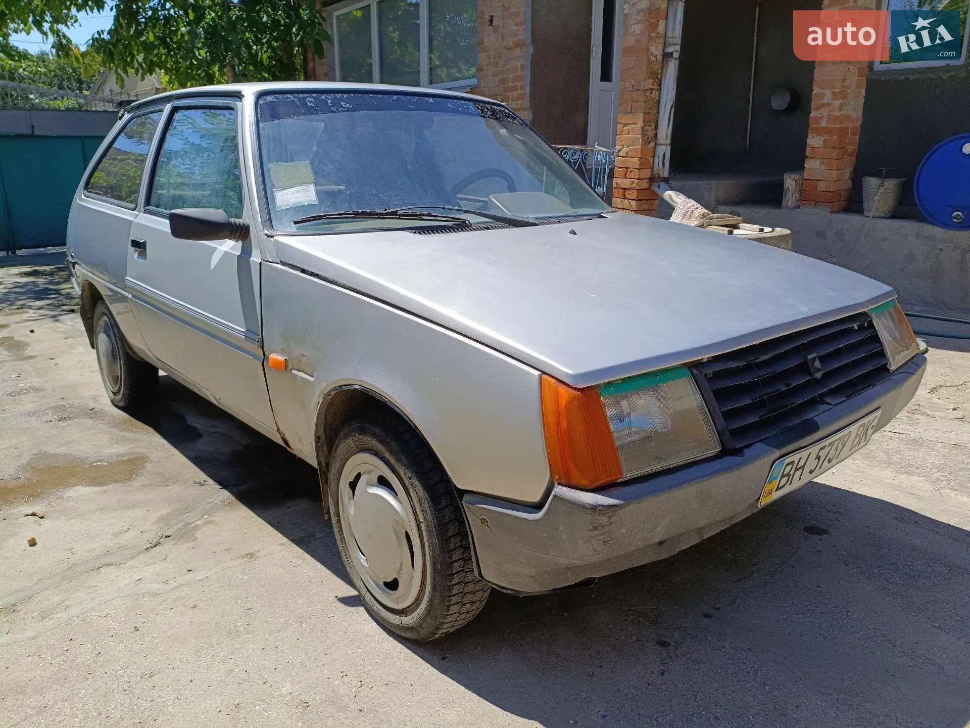 ЗАЗ 1102 Таврия-Нова, 1998