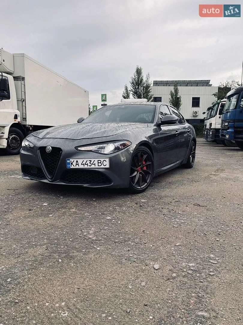 Alfa Romeo Giulia, 2016