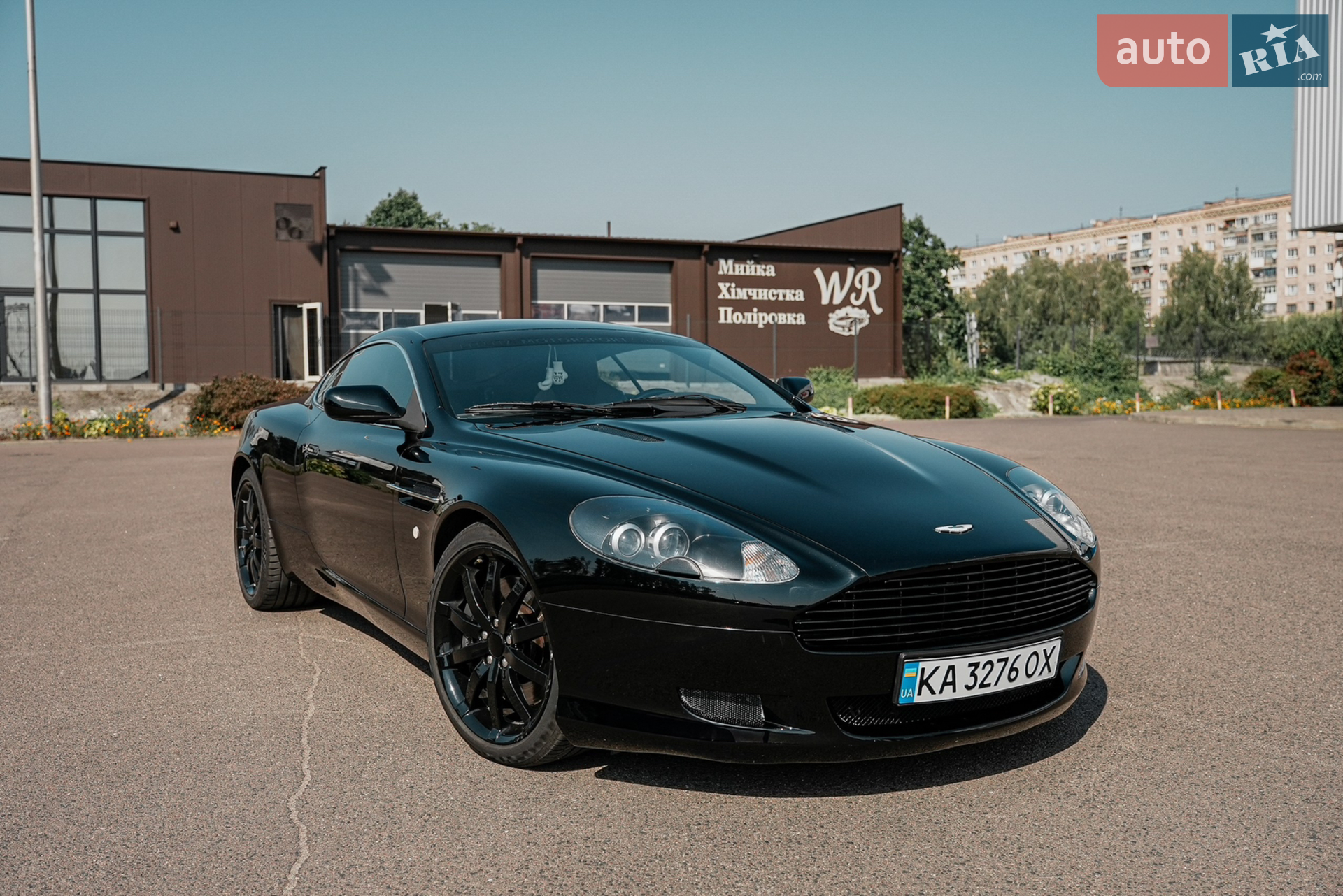 Aston Martin DB9, 2005