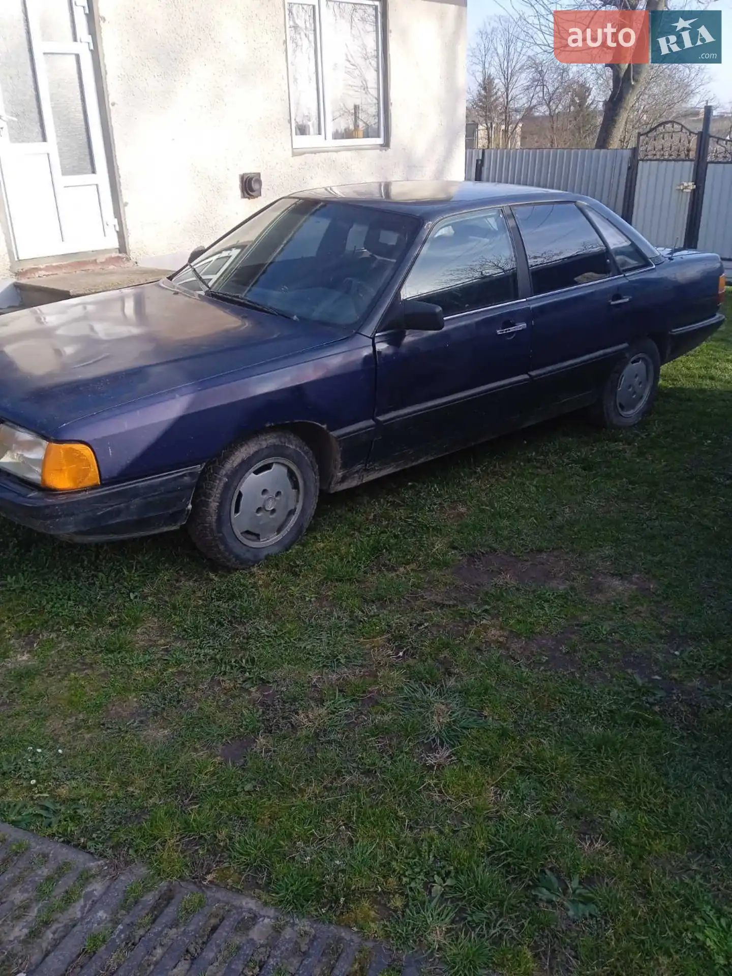 Audi 100, 1986