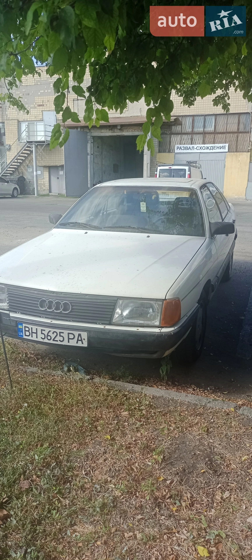 Audi 100, 1986