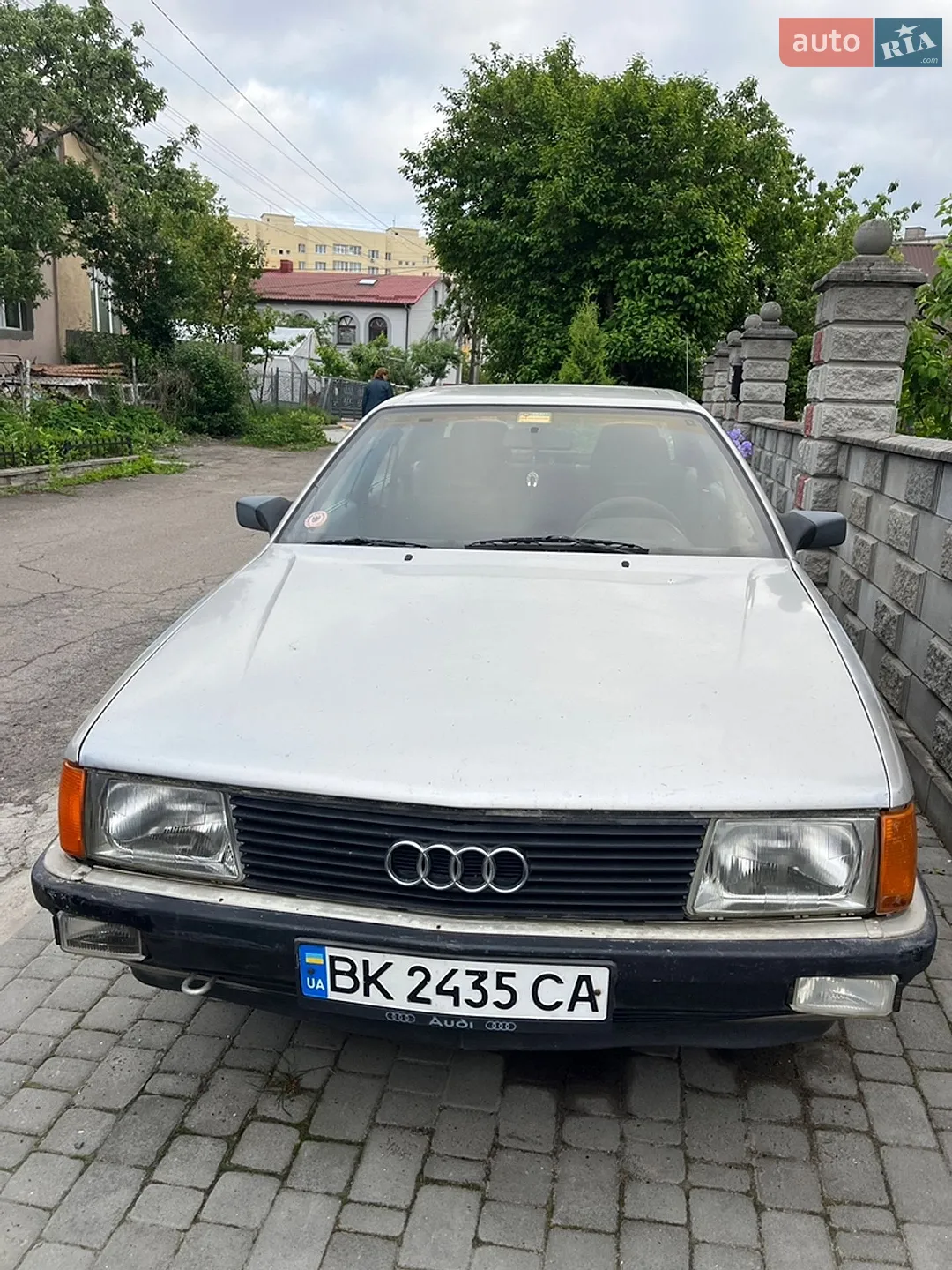 Audi 100, 1987