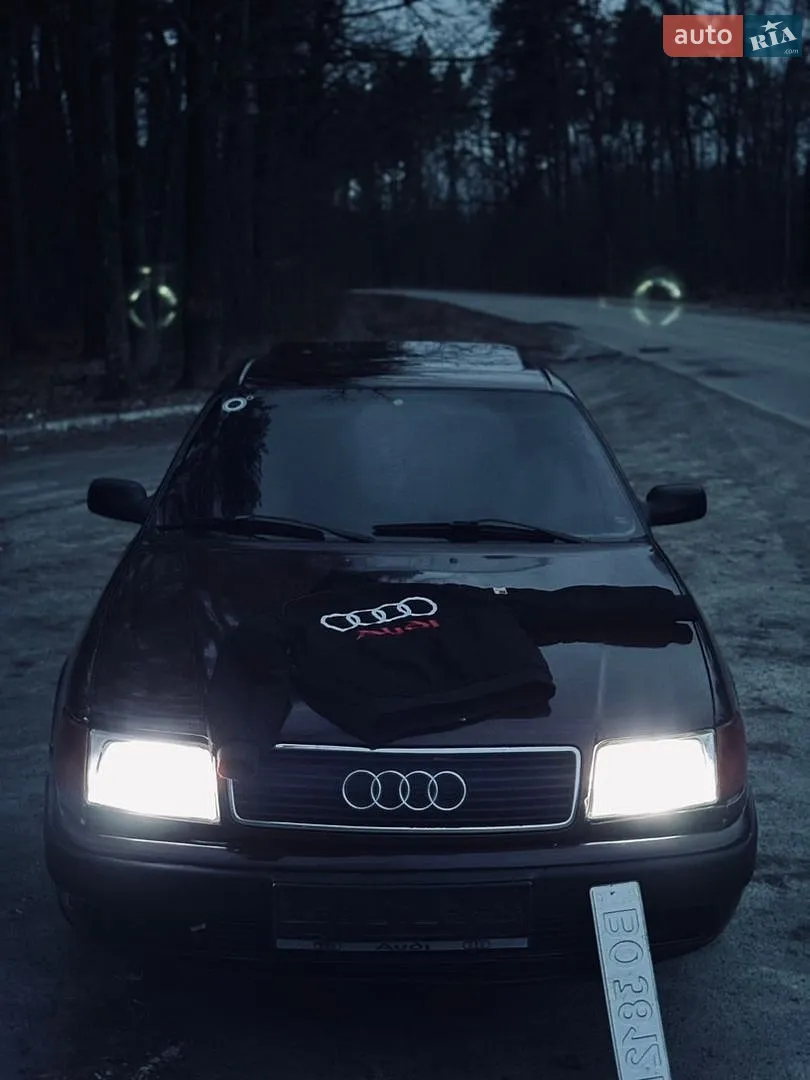 Audi 100, 1992