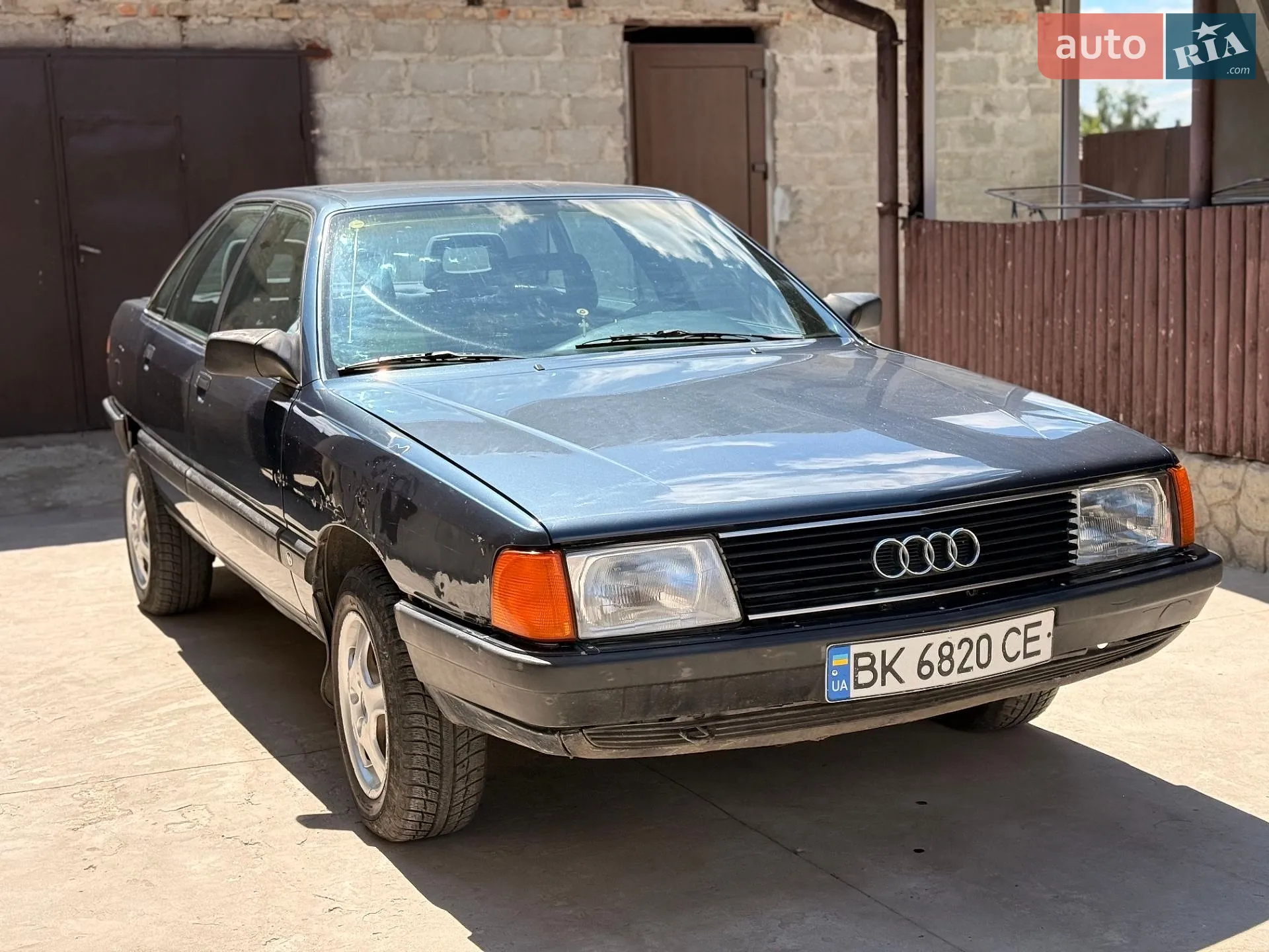 Audi 100, 1990