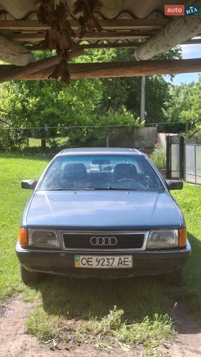 Audi 100, 1989