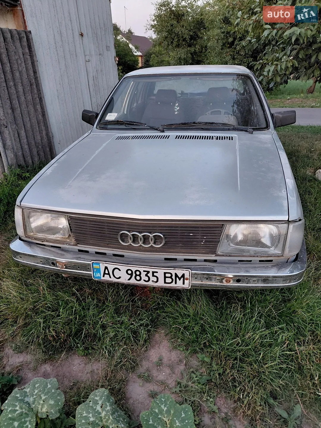 Audi 100, 1982