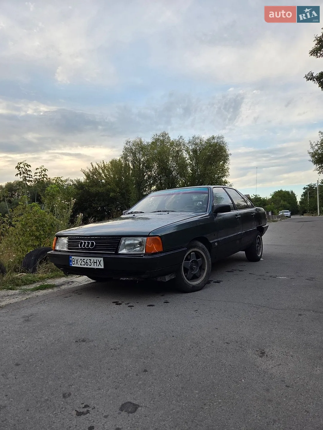 Audi 100, 1985