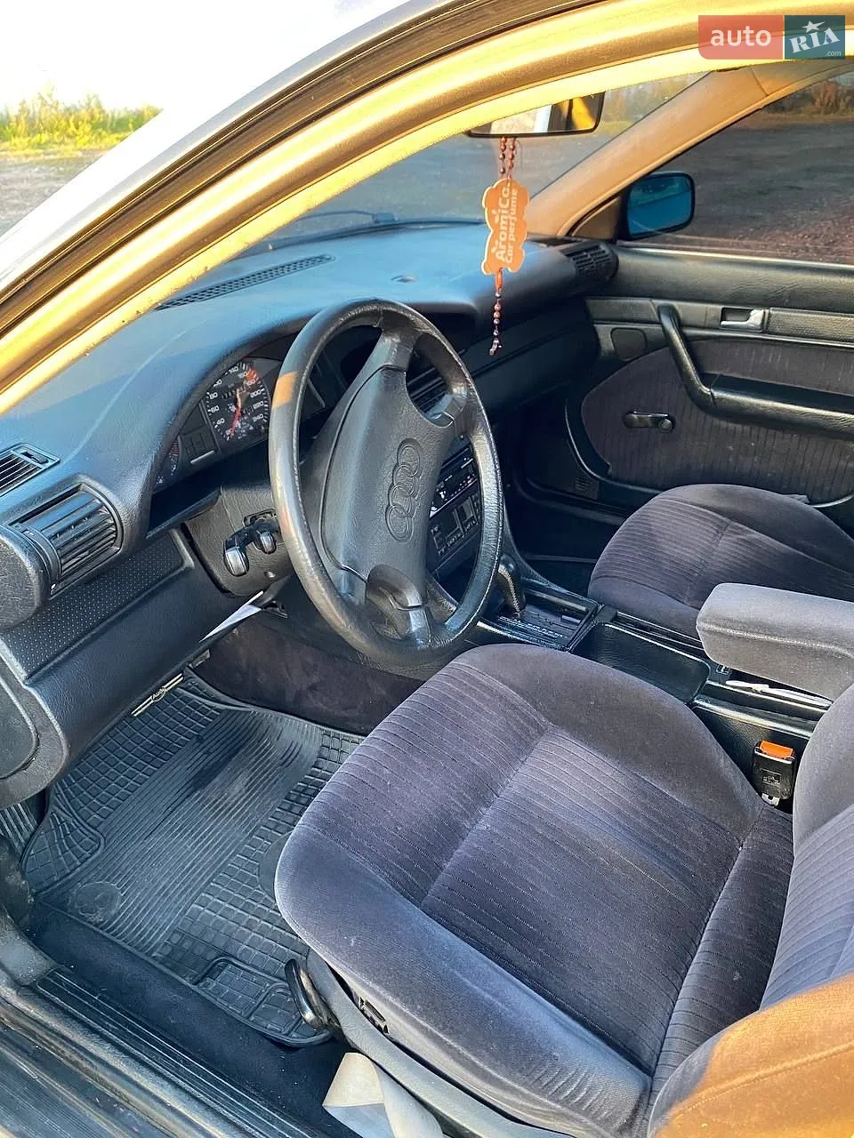 Audi 100, 1992