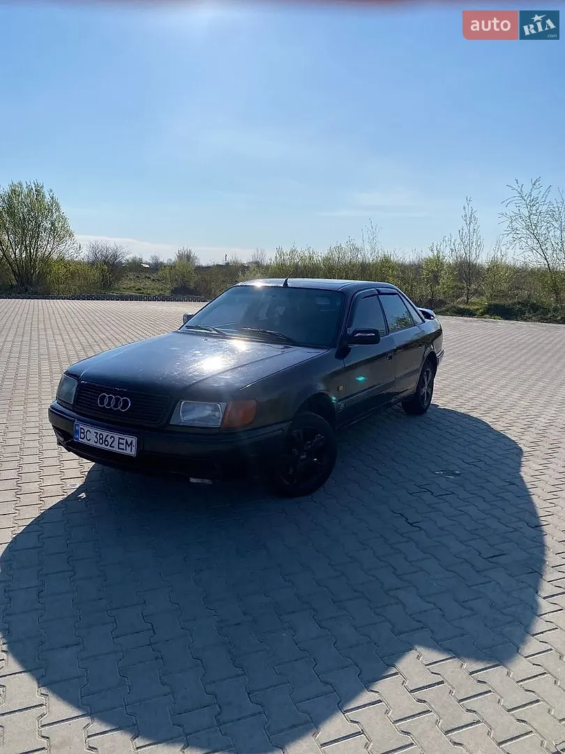 Audi 100, 1992