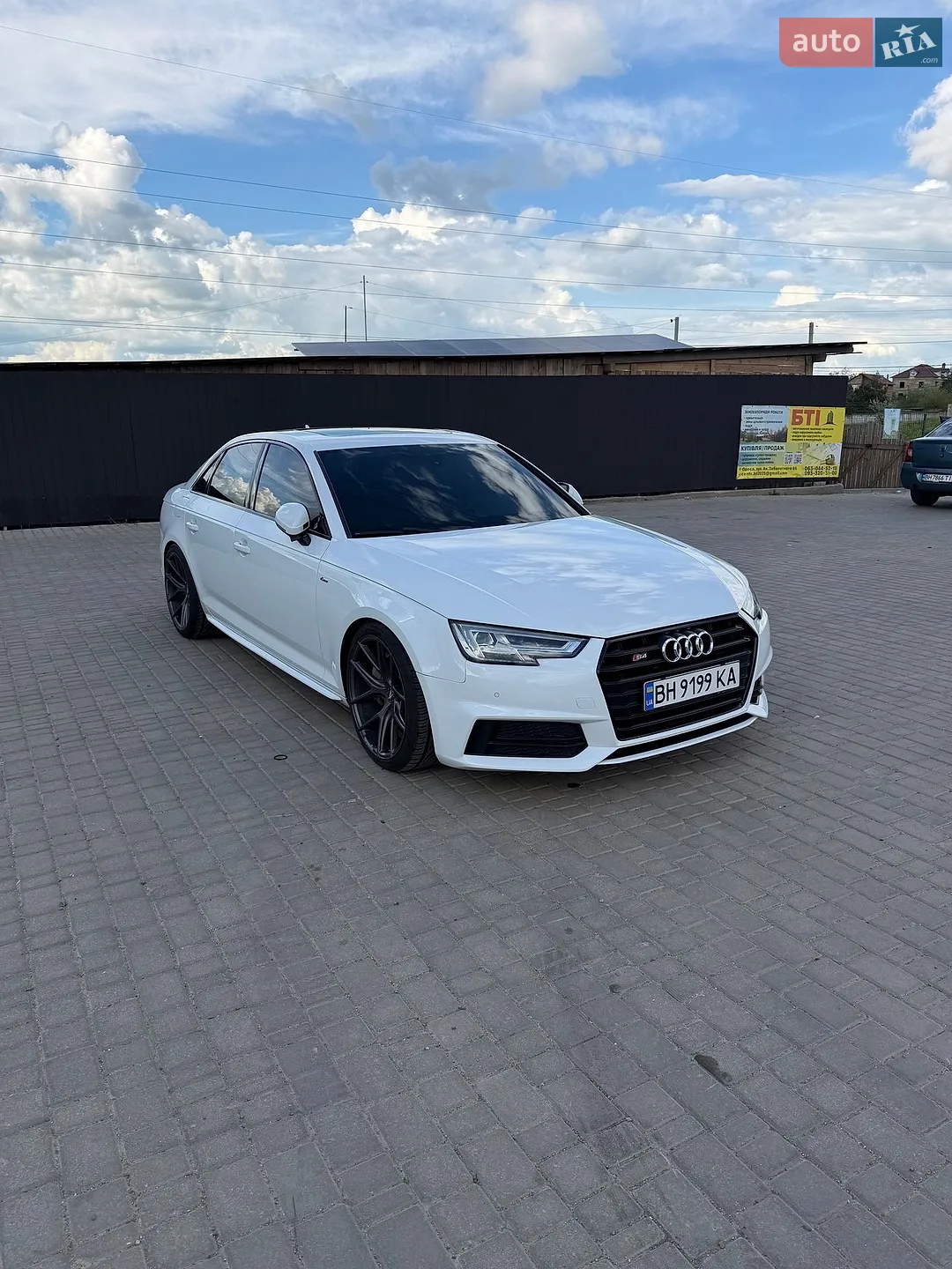 Audi A4, 2016