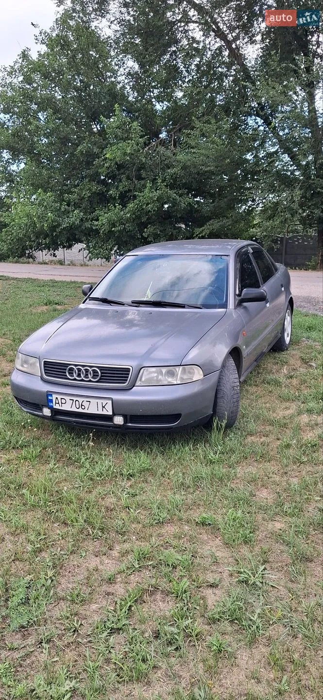 Audi A4, 1996