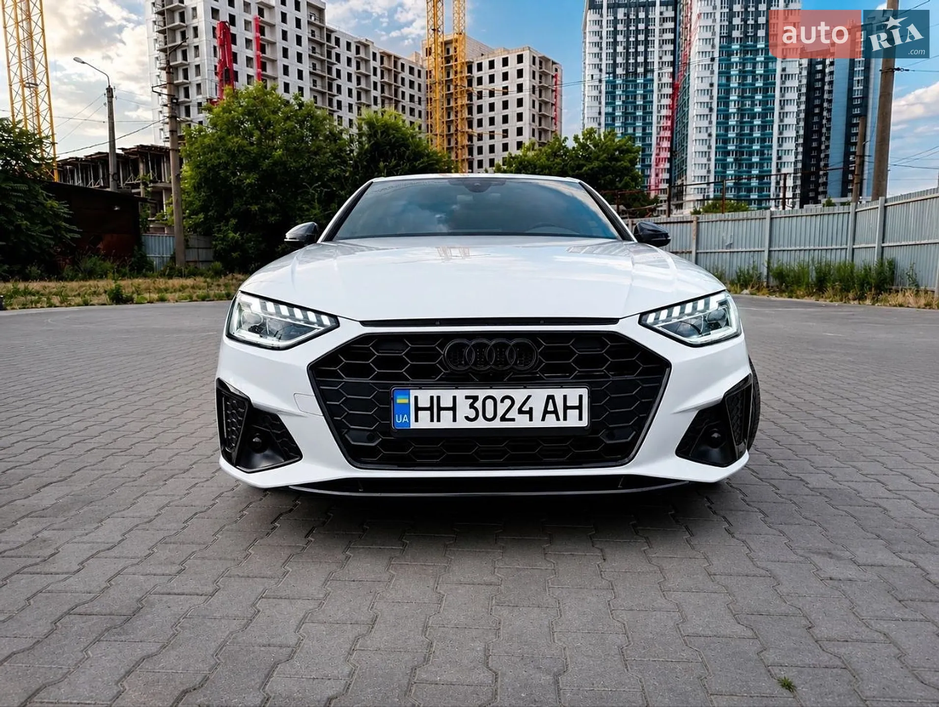 Audi A4, 2022