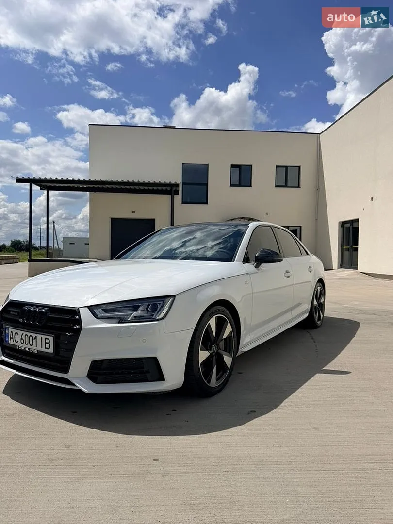 Audi A4, 2015