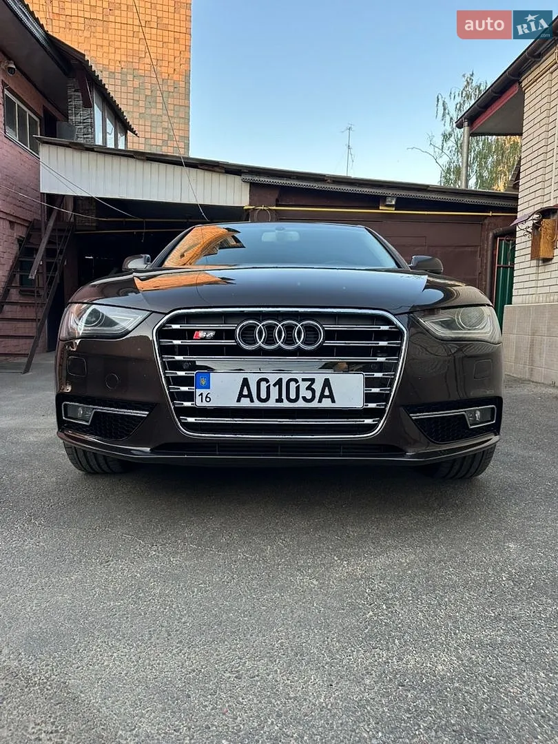 Audi A4, 2013