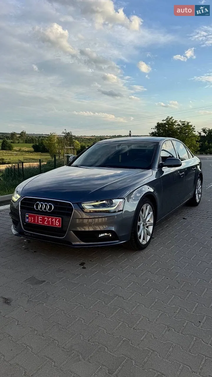 Audi A4, 2012