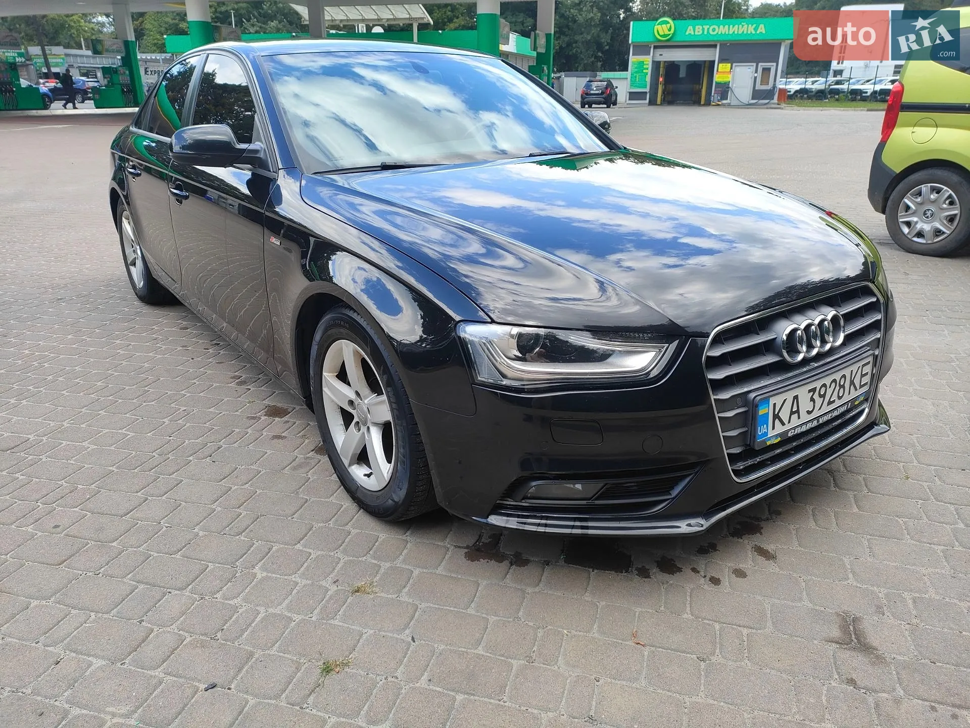 Audi A4 2014 — 1