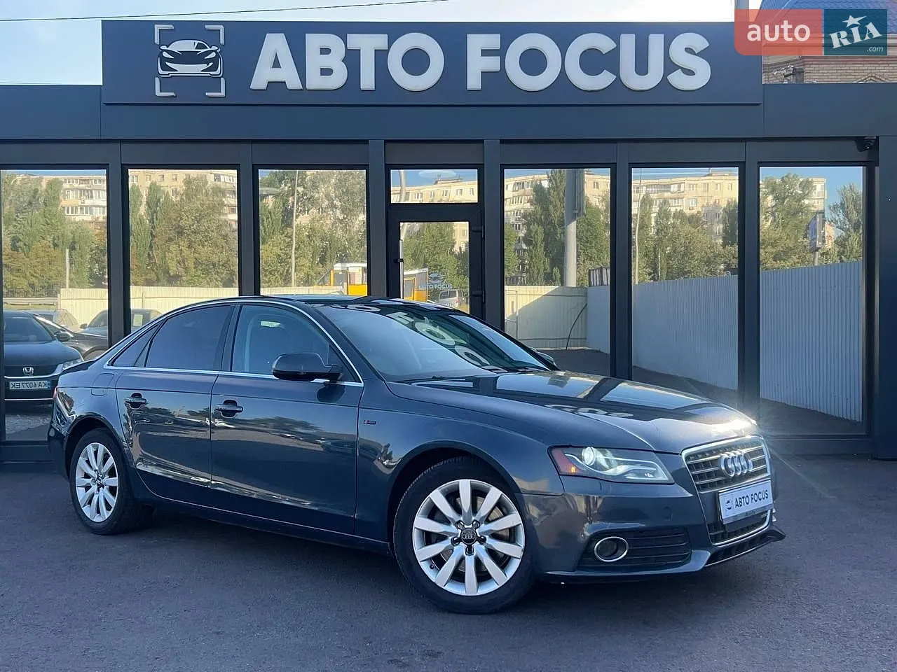 Audi A4, 2010