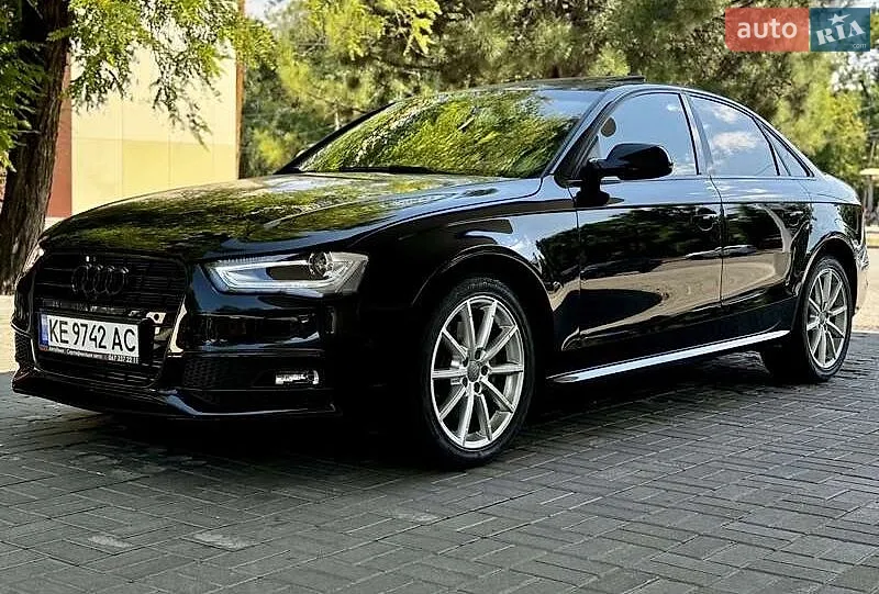 Audi A4, 2015