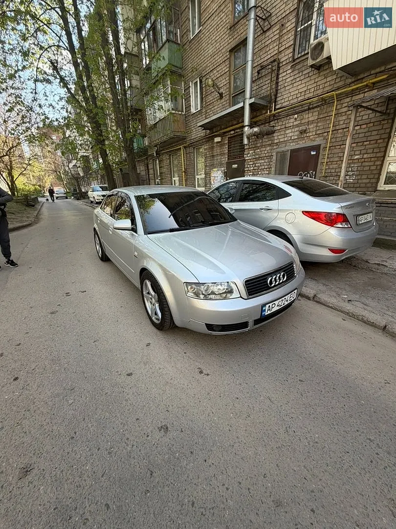 Audi A4, 2004