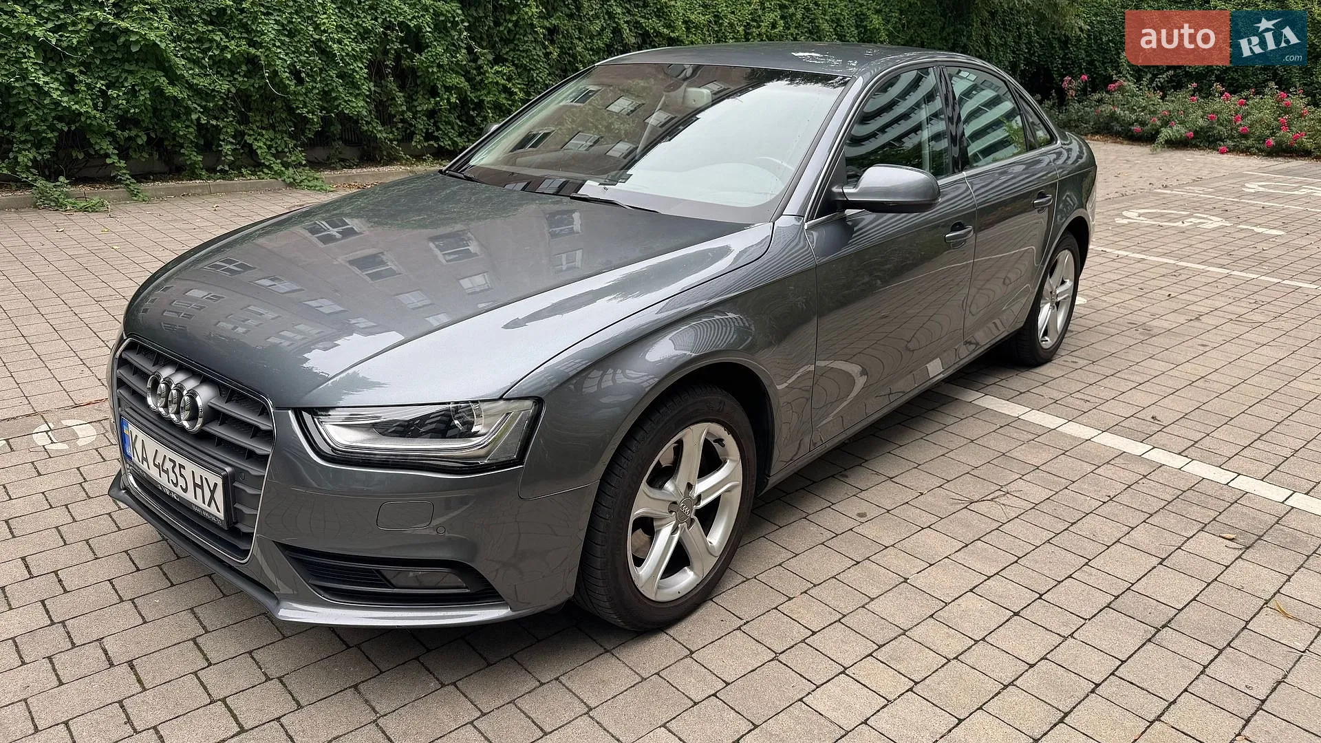 Audi A4, 2012