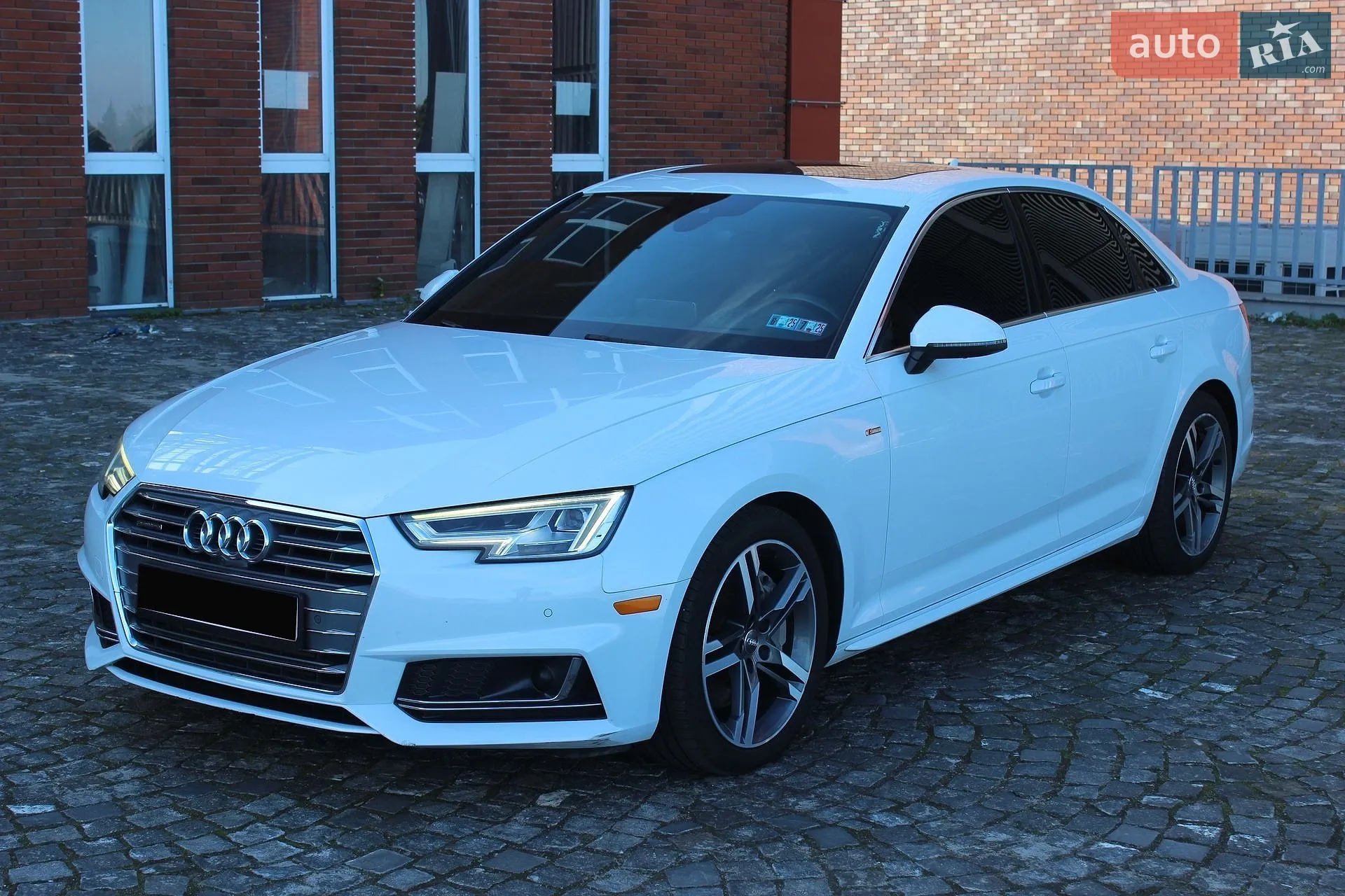 Audi A4, 2016