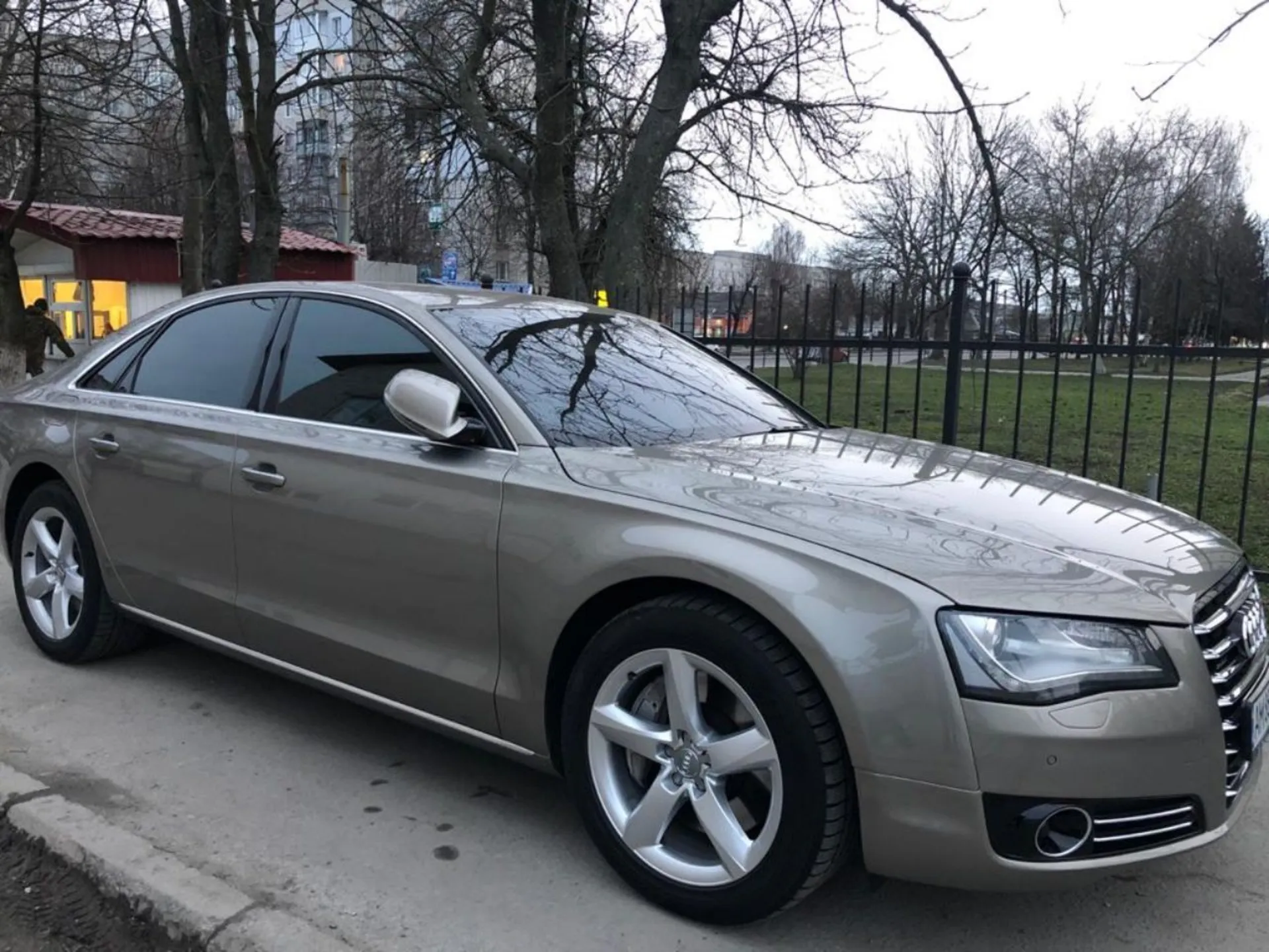 Audi A8, 2010