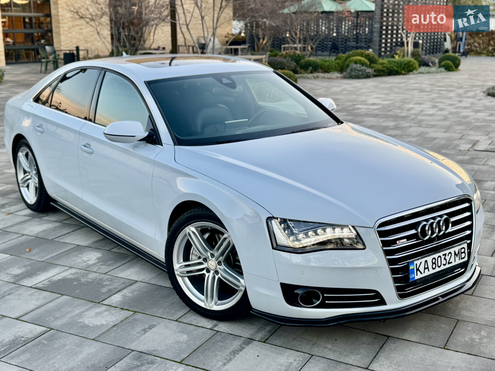 Audi A8, 2013