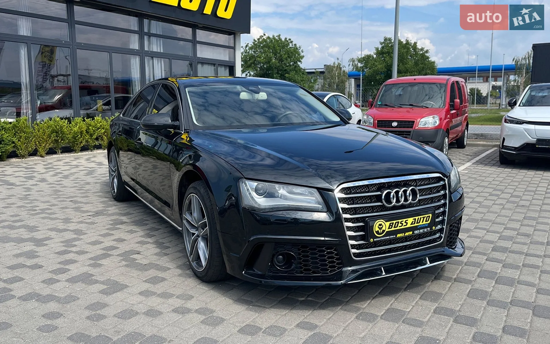 Audi A8, 2011