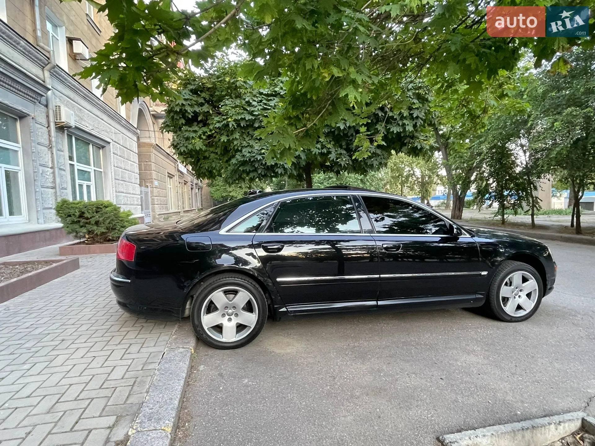 Audi A8, 2004