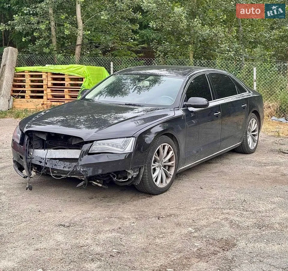 Audi A8, 2011