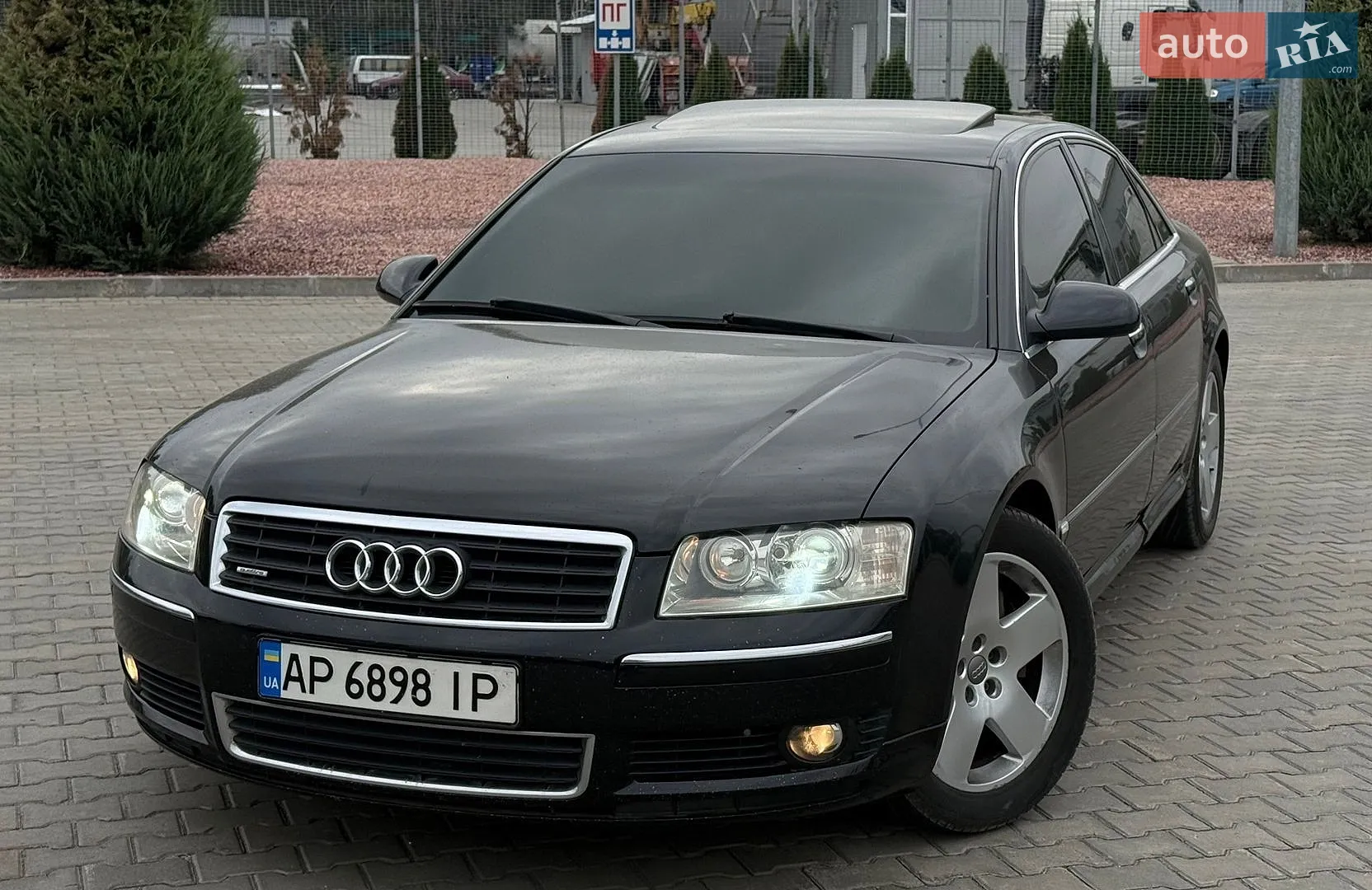 Audi A8, 2004
