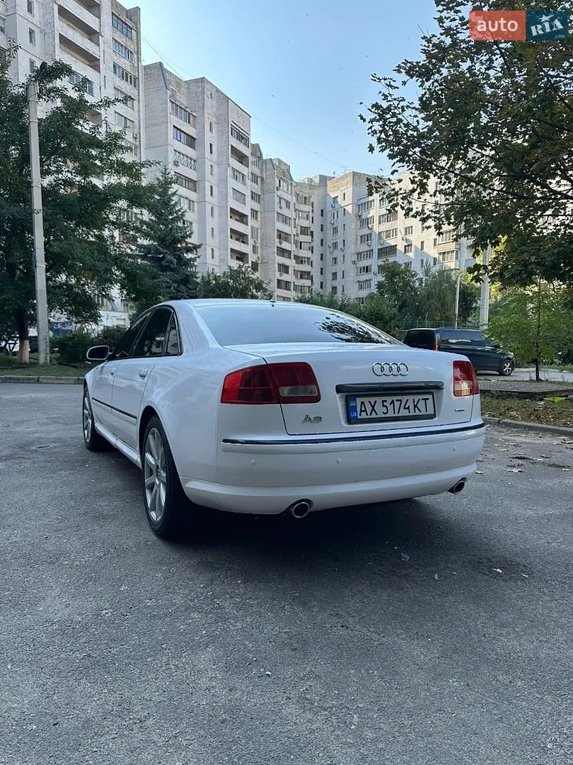 Audi A8, 2003