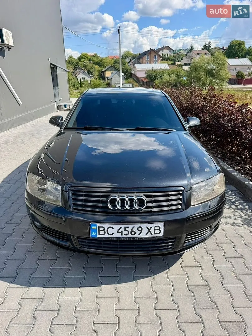 Audi A8, 2004