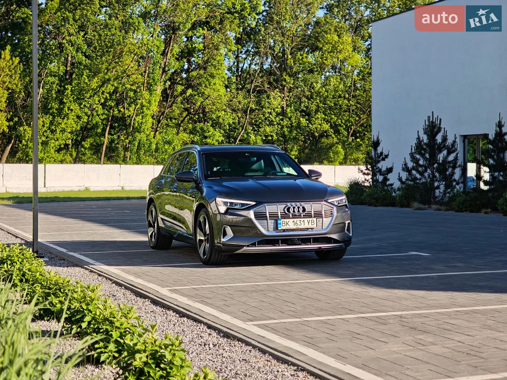 Audi e-tron, 2019