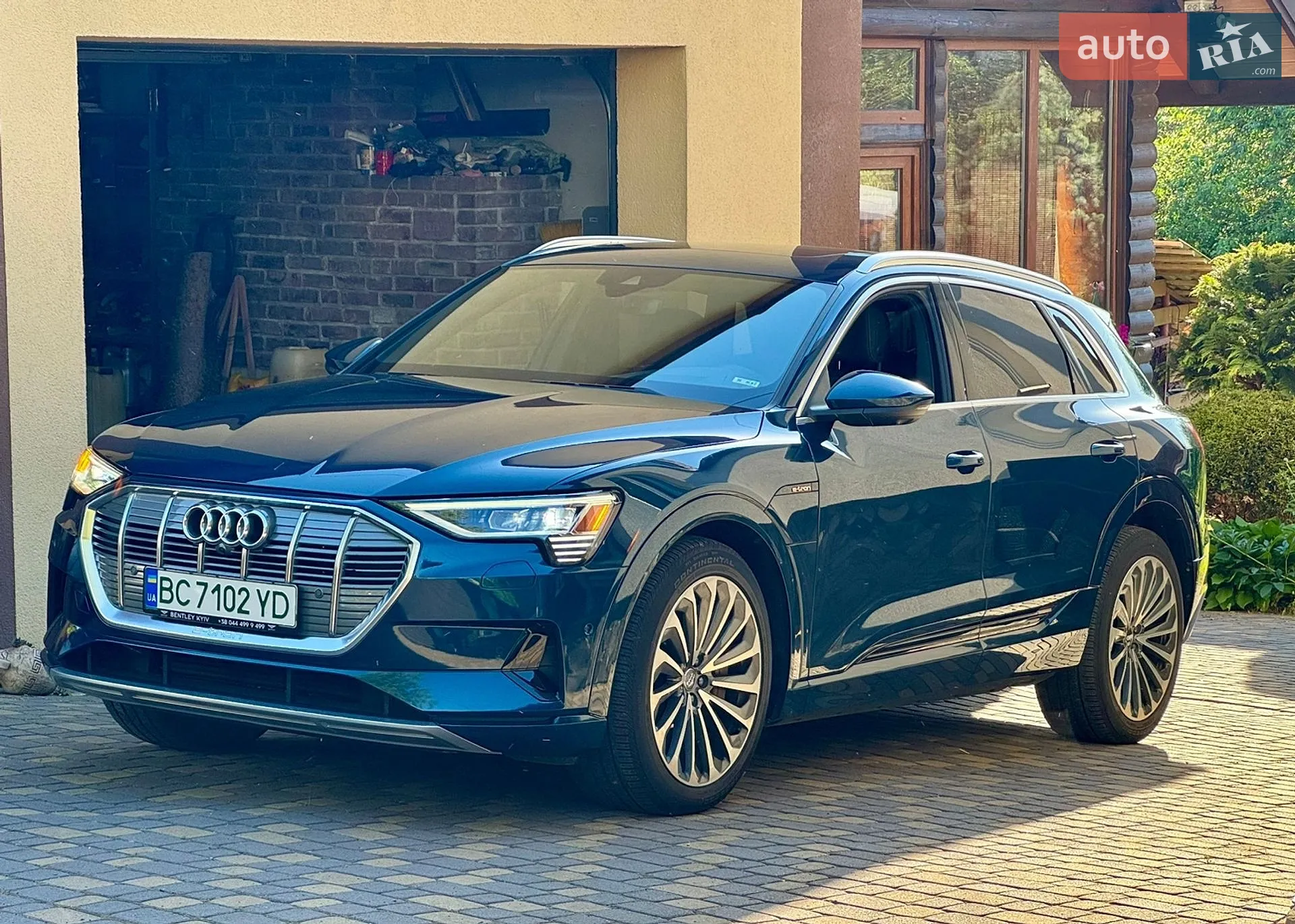 Audi e-tron, 2019