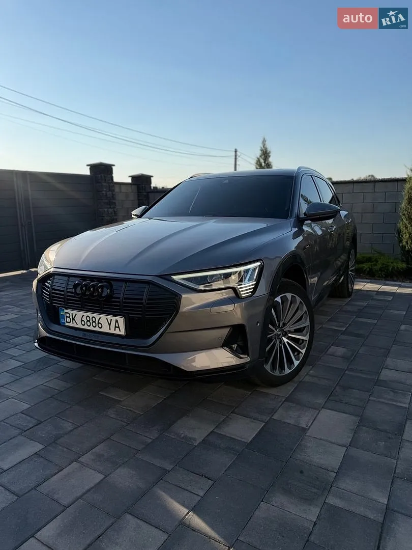 Audi e-tron, 2019