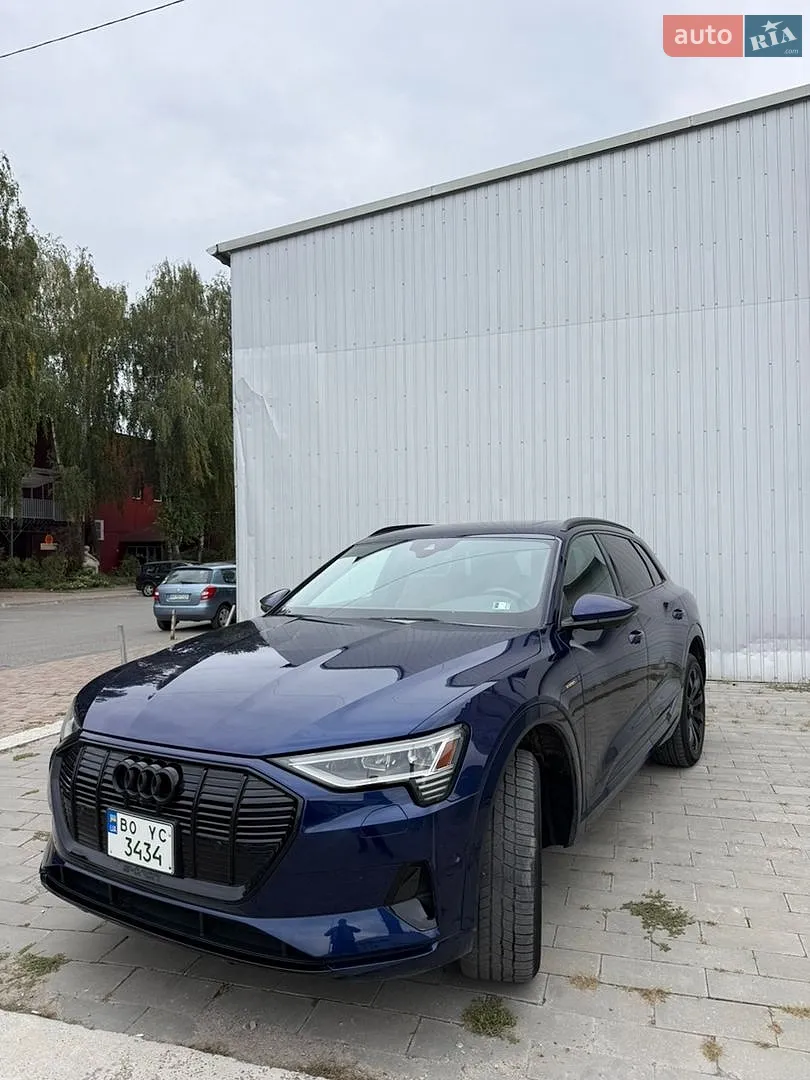 Audi e-tron, 2021