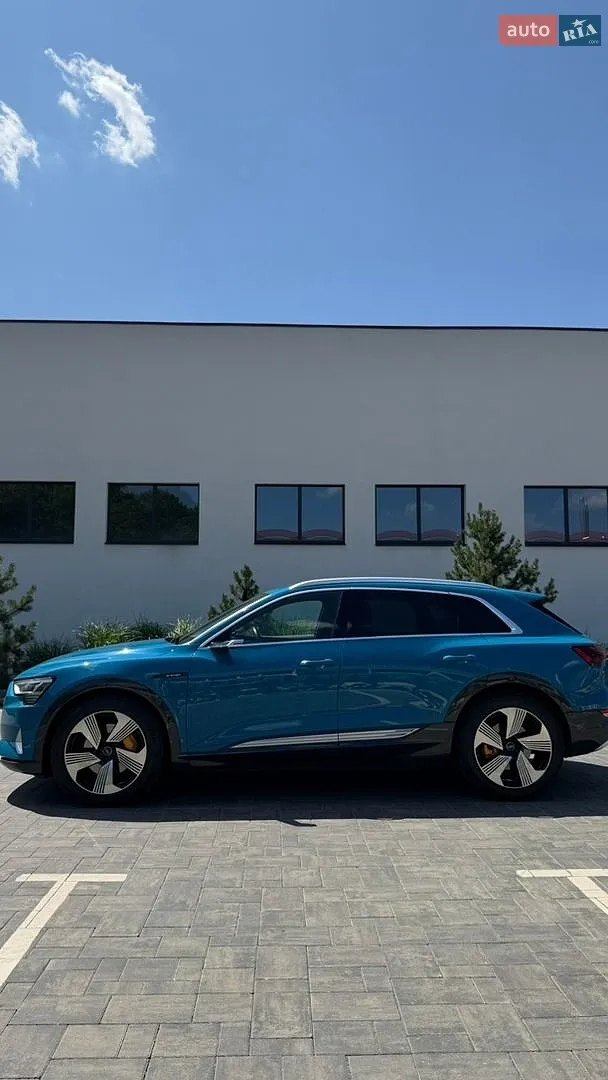 Audi e-tron, 2019