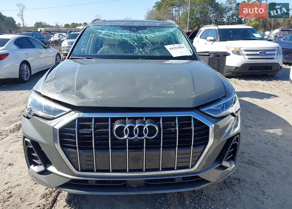 Audi Q3, 2023