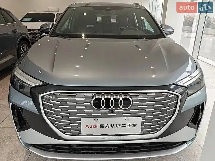 Audi Q4 e-tron, 2025