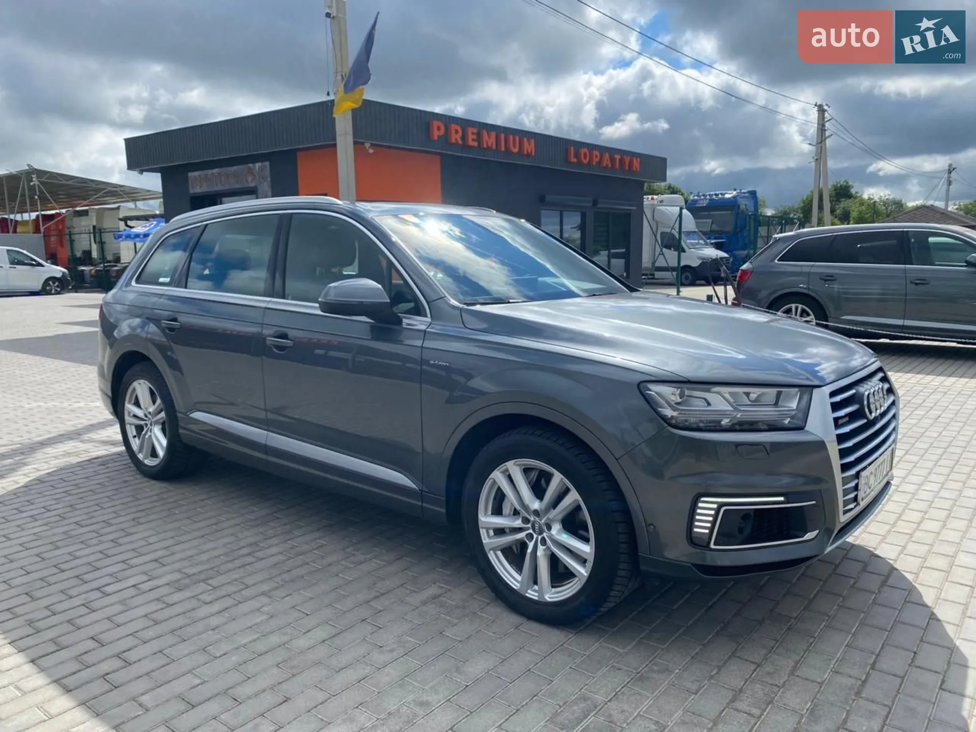 Audi Q7 e-tron, 2016