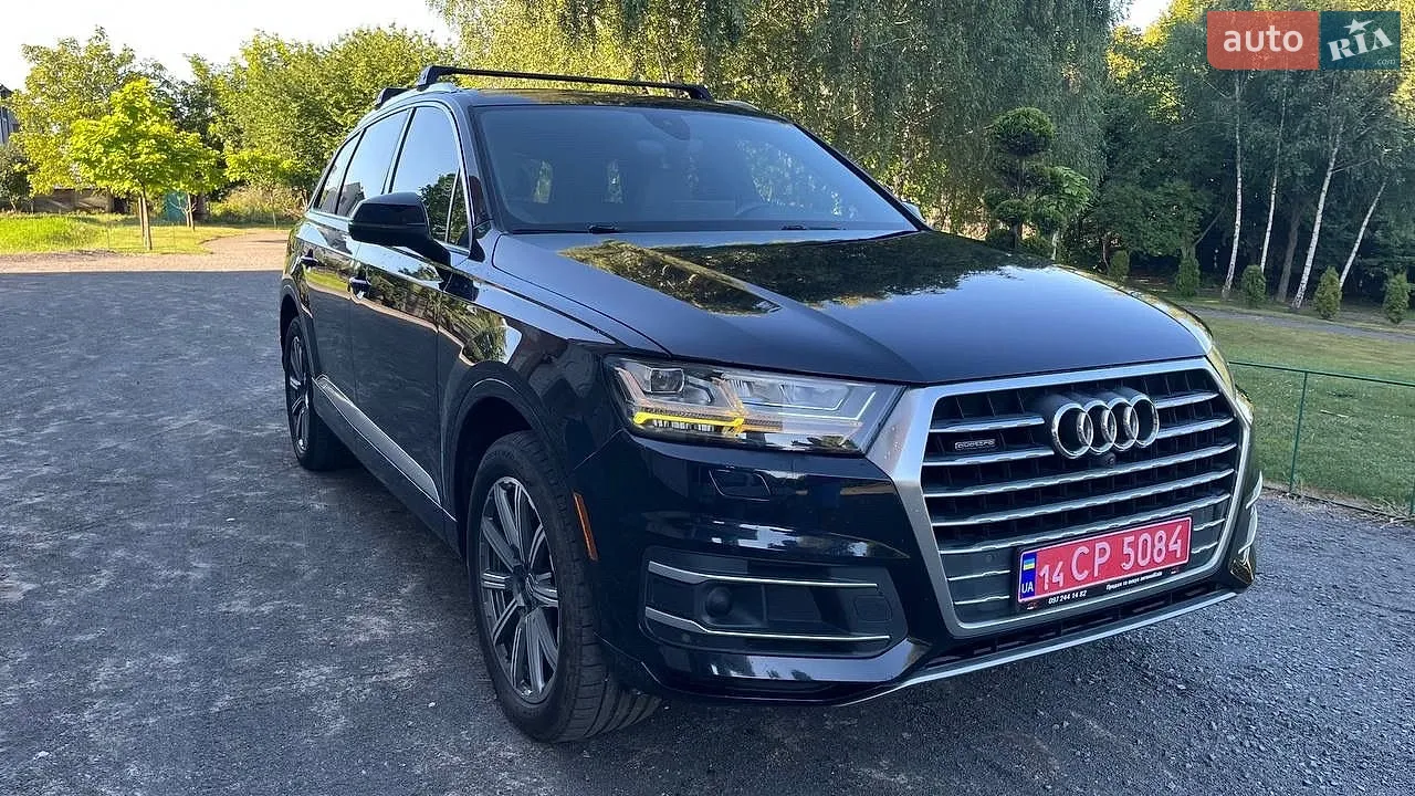 Audi Q7 2018 — 1