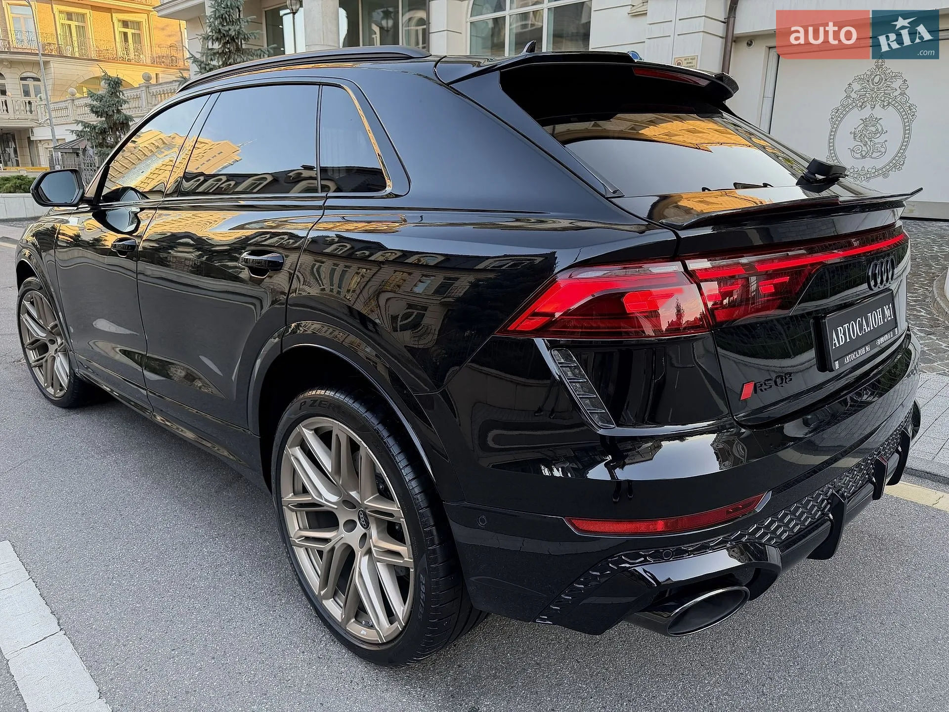 Audi RS Q8, 2024