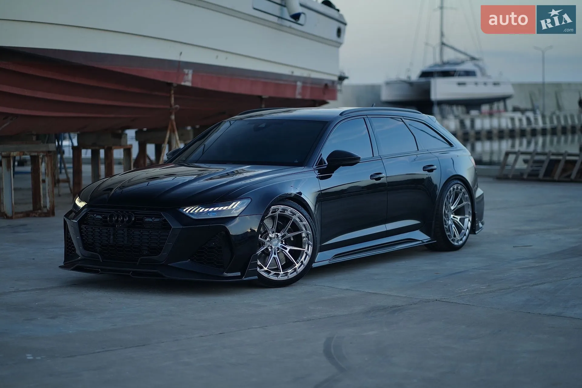 Audi RS6, 2024