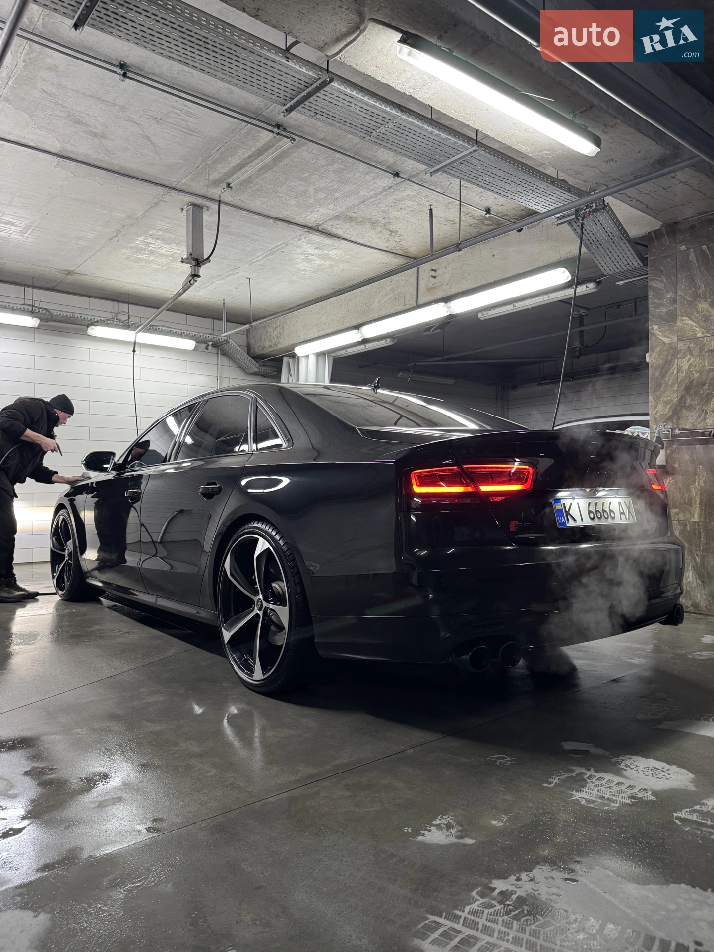 Audi S8, 2012