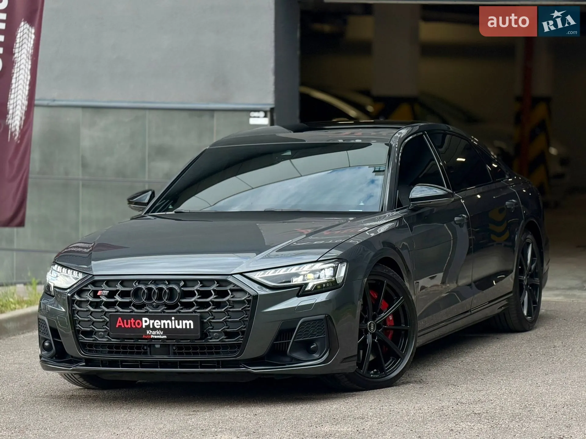 Audi S8, 2022