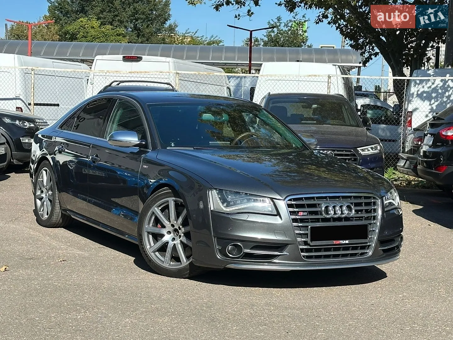 Audi S8, 2013