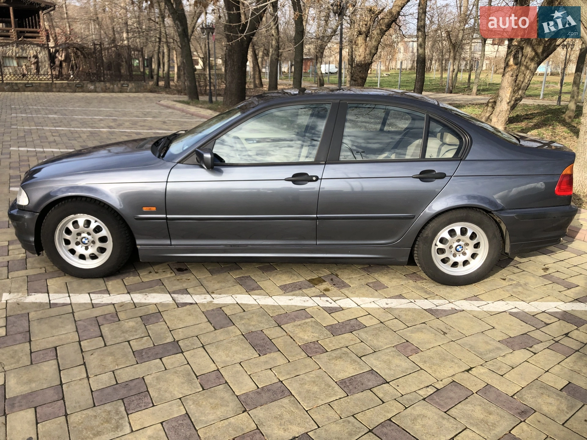 BMW 3 Series, 2000