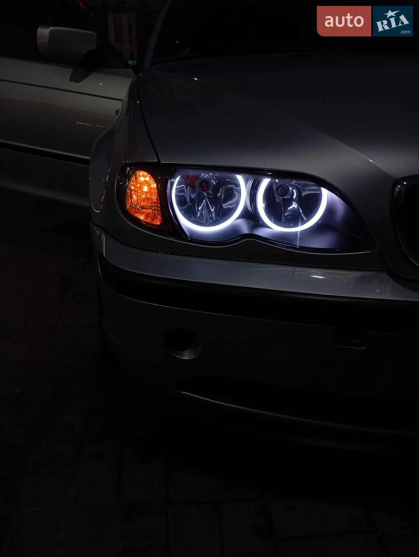 BMW 3 Series, 2003