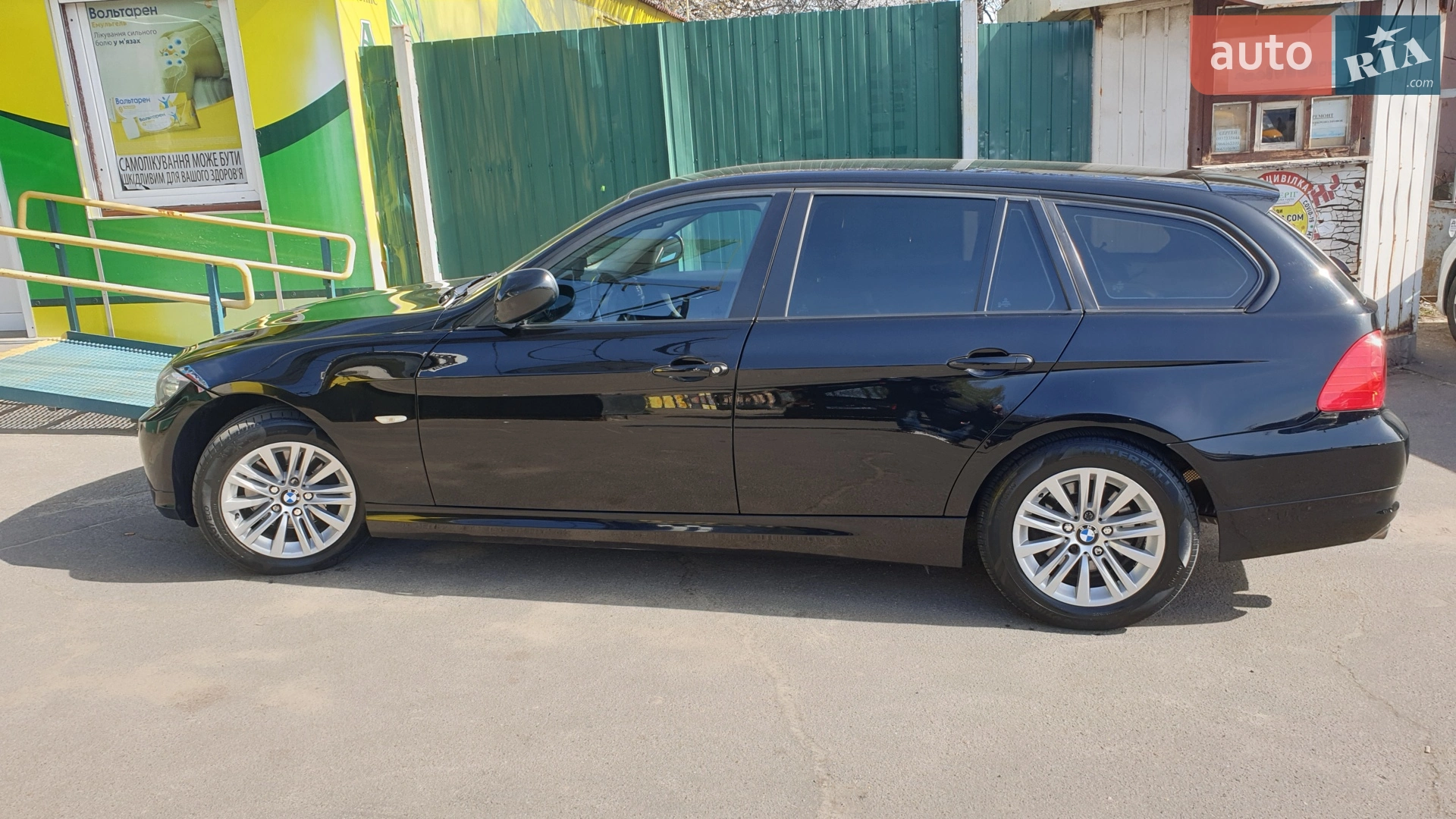 BMW 3 Series, 2011